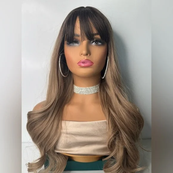 Balayage Caramel Blonde Wavy Wig with Dark Roots - Realistic appearance - Picture 1 of 7